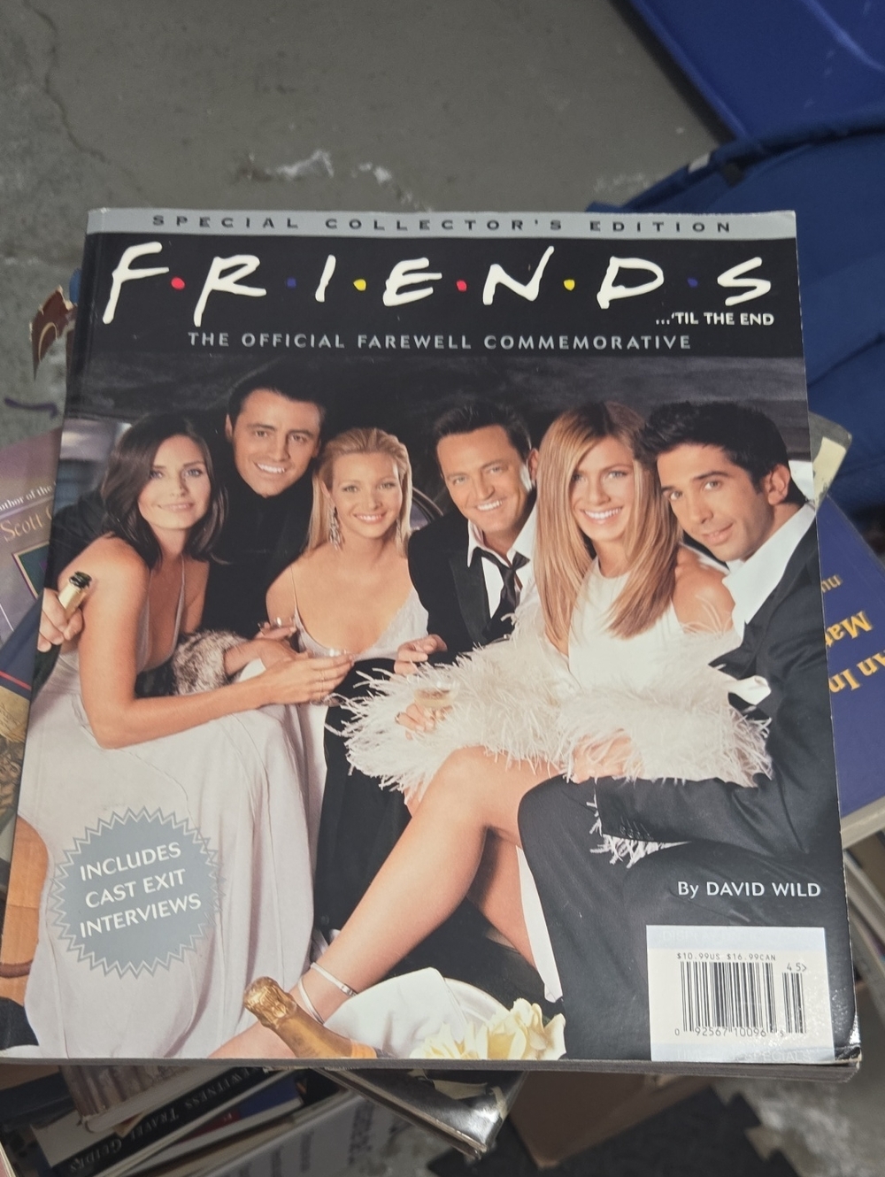 FRIENDS Special Collector's Edition Commemorative Book - Black & White Cover